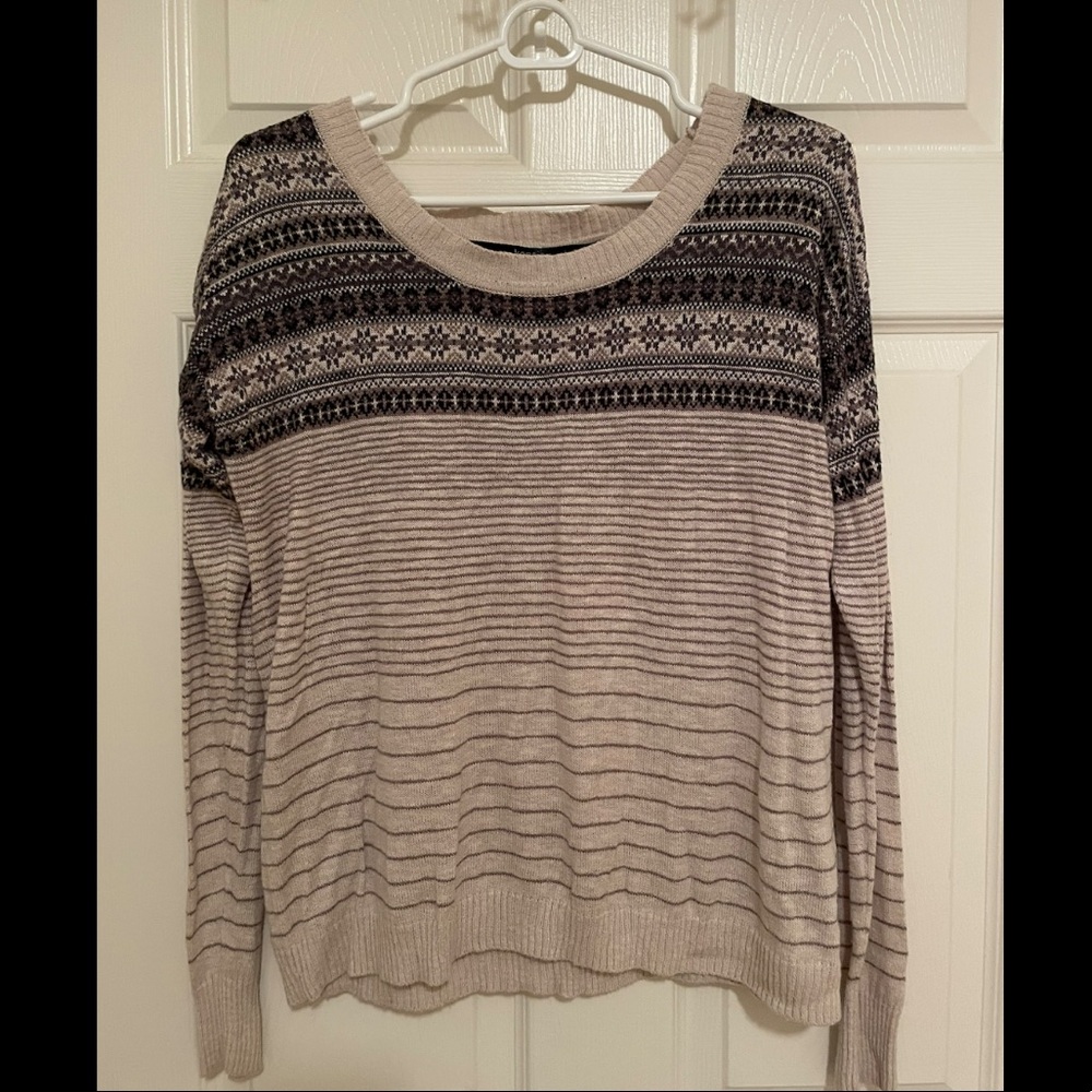 Kensie Light Sweater